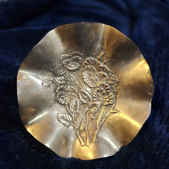 Other - vintage solid brass decorative bowl or dish, featuring an embossed floral Design